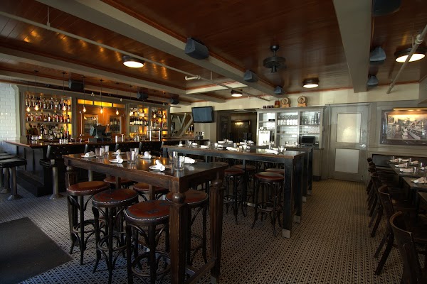 Russell House Tavern