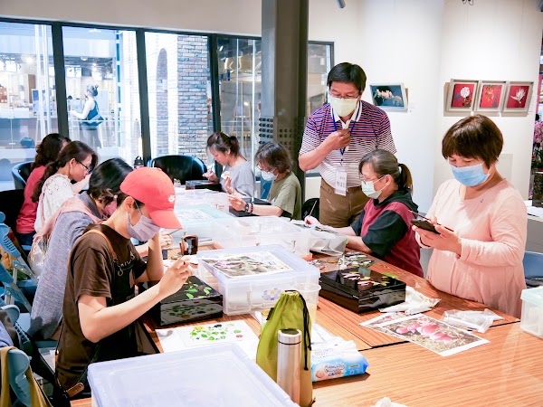 Spot Handcraft Gallery 2