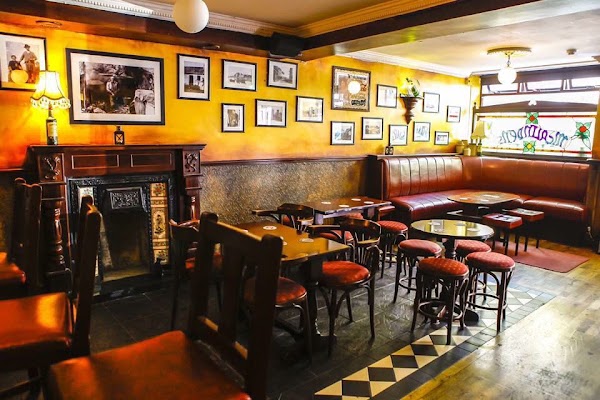 Carroll's Bar 1
