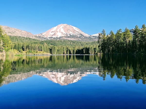 Manzanita Lake