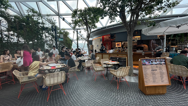 DePatio @ Jewel Changi Airport