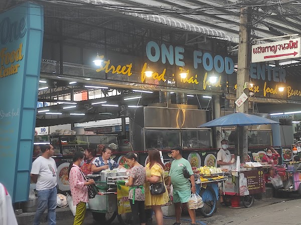 Pratunam morning market 1
