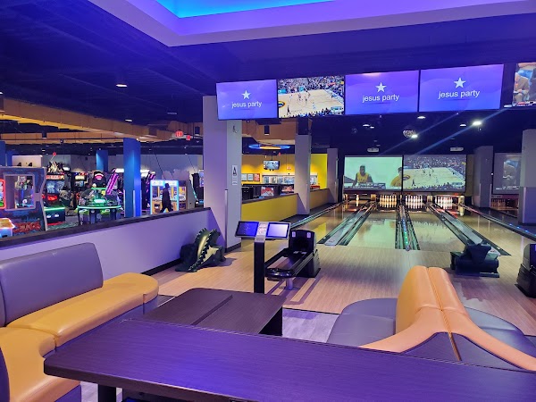 Round1 Bowling & Arcade - South Las Vegas 4