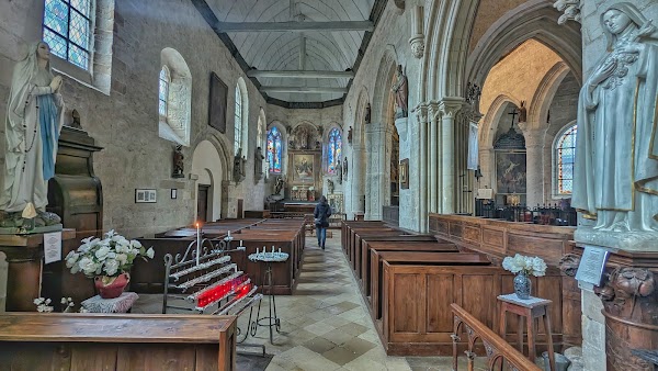 Église catholique Saint-Martin à Veules-les-Roses 1