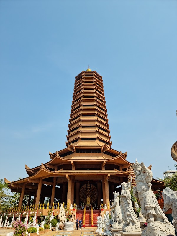 Tamnak Phra Phothisat Guan Yin Maha Phothisat Awalokiteswa (Chok Chai 4)
