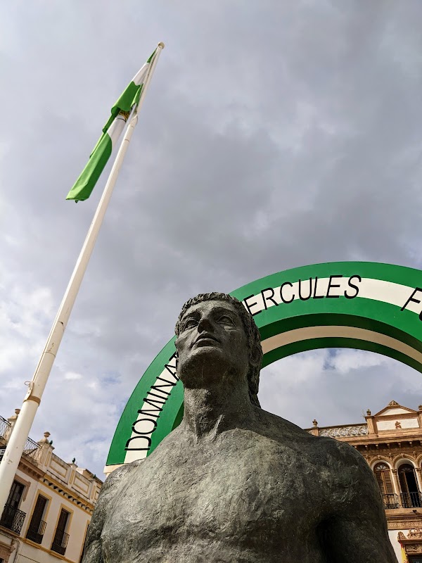 Estatua Hércules y los leones 2