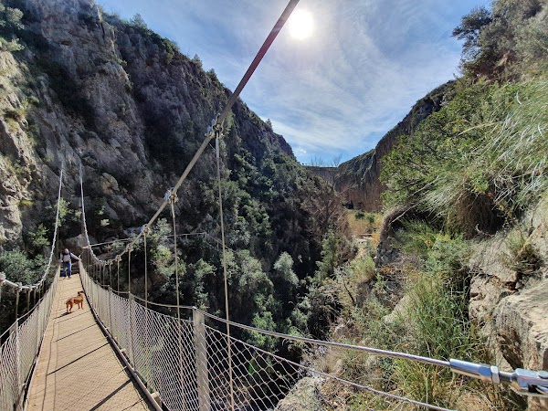 Ruta de los Calderones (Puentes Colgantes)