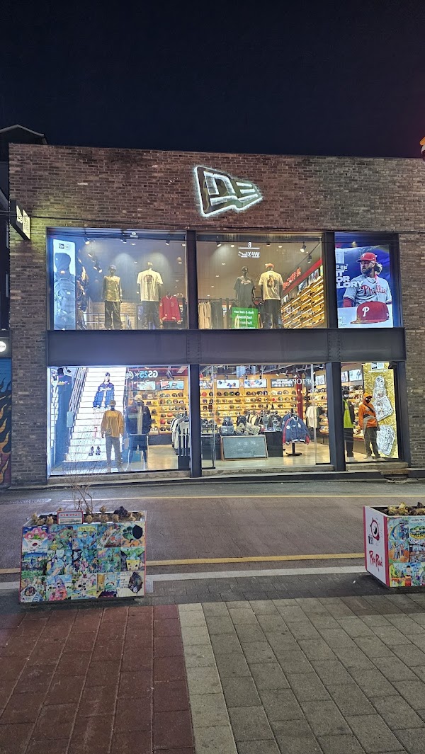 New Era Cap Hongdae 3