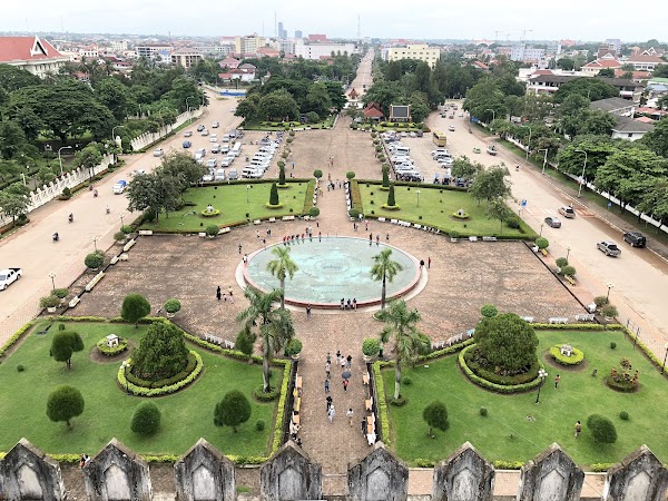 Patuxay - Victory Monument 3
