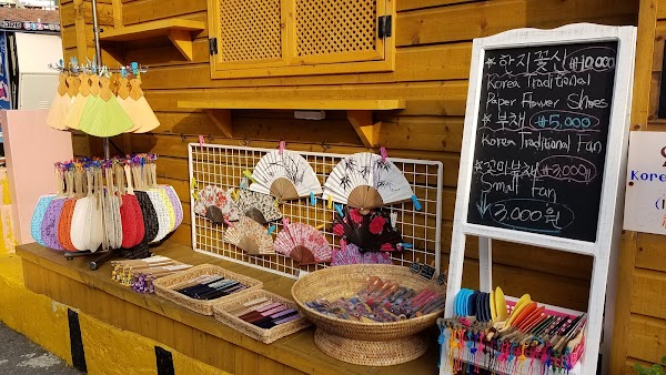 Gamcheon Cultural Village ART SHOP 4