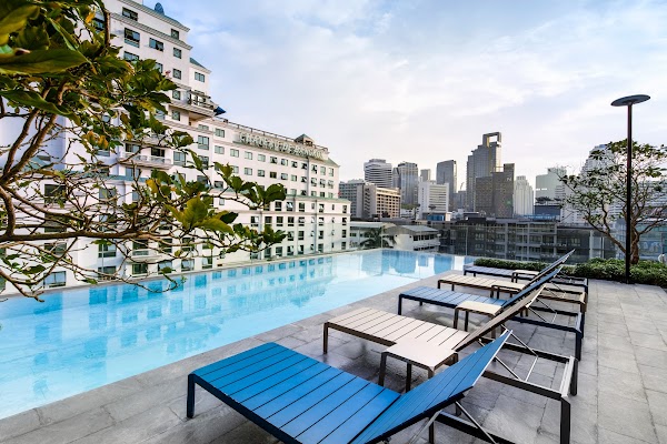 The Quarter Phloen Chit by UHG