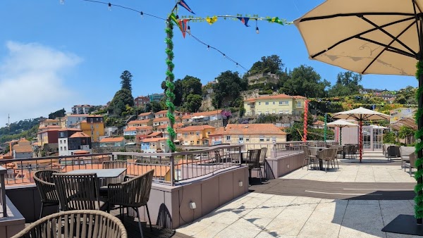 Amura - Bar & Rooftop Lounge 2