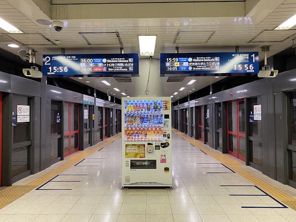 Azabu-Juban Station 5