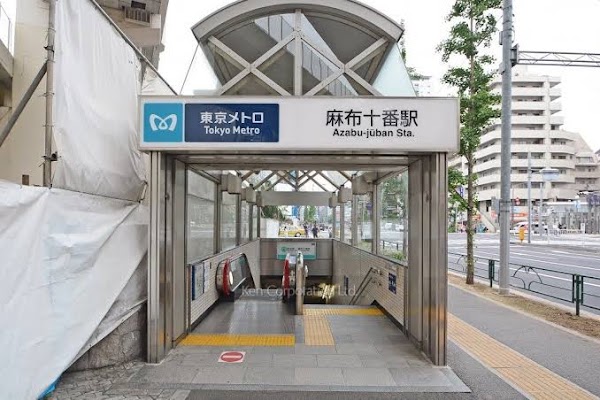 Azabu-Juban Station 3