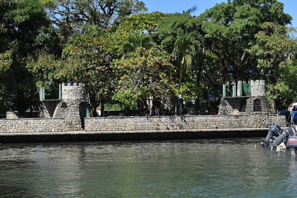 Livingston 5