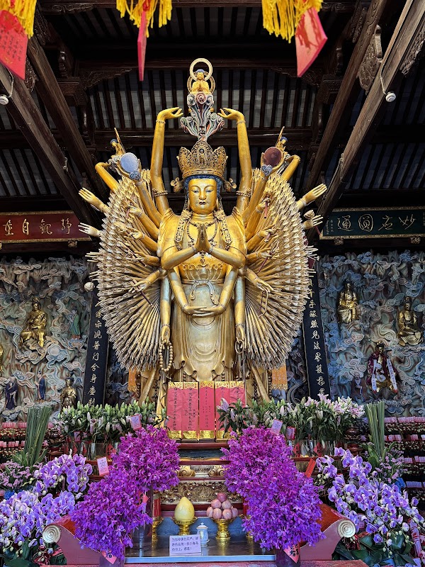 Longhua Temple 3
