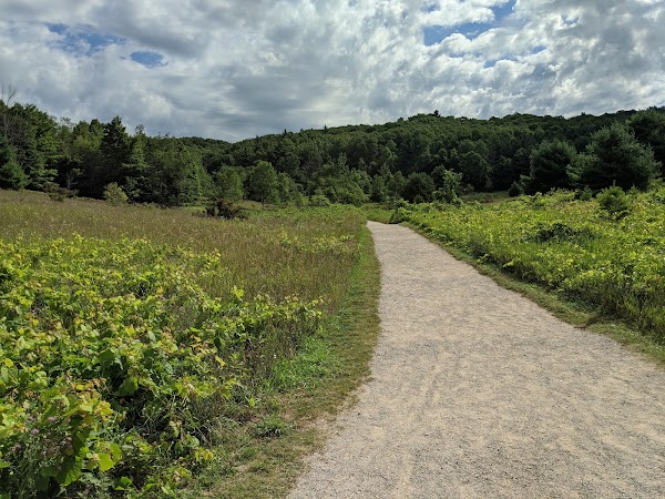 Pyramid Point Trailhead 3