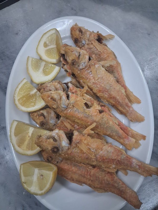 Tsalikis Seafood Restaurant 4