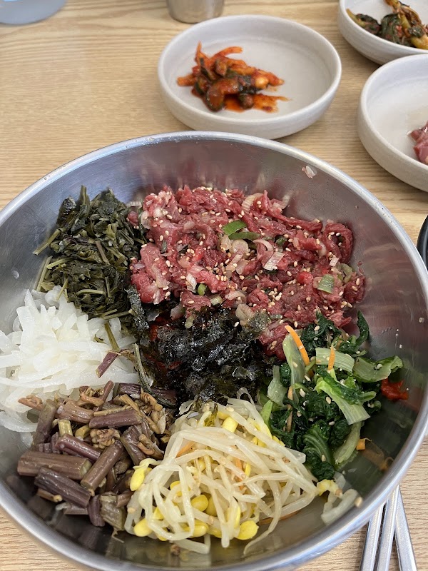 민정한우국밥 4