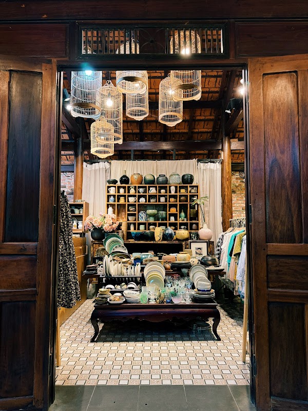 Bee Hoi An Vintage 2hand