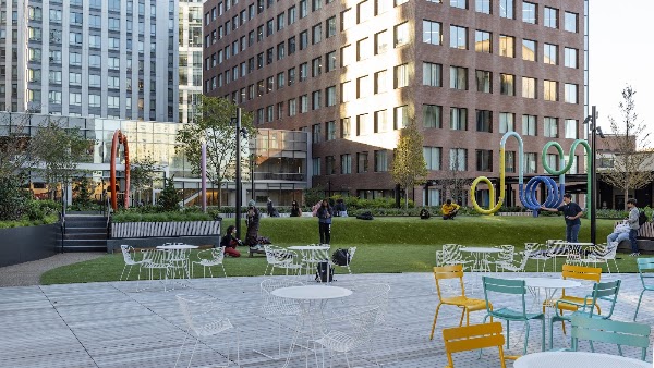 Urban Park (UP) Roof Garden 1