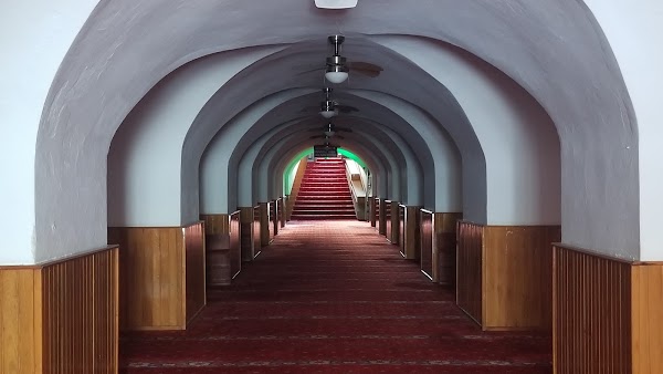 Underground Mosque