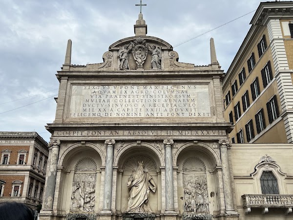 Fountain of Moses 6