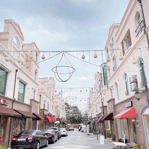 Asan Mediterranean Village 4