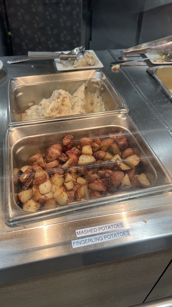 Pines Cafe