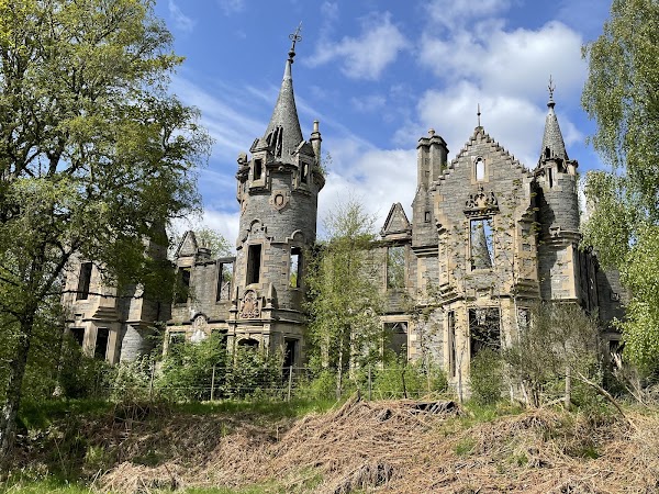 Dunalastair House