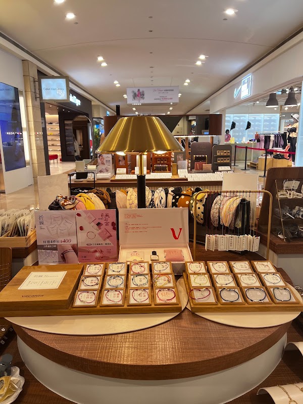 vacanza accessory 假期飾品-台北101專櫃 2