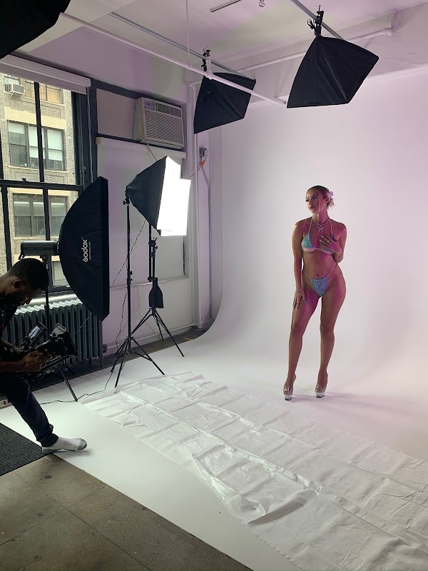 Lounge Studios 2