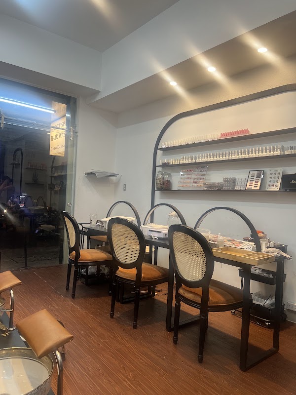 Navii Nail & Spa - Tiệm Nail Quận 1 - Nail Salon - Head Spa - Foot Scrub - Massage - 네일 살롱 2