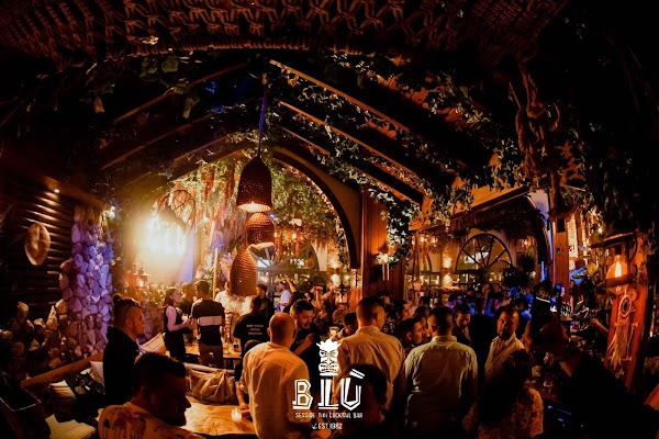 BLÙ Seaside Café Bar