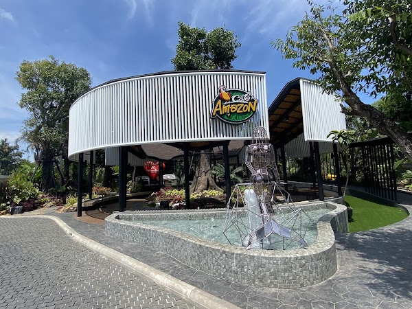 Cafe Amazon-Mungkhang Singhanakorn