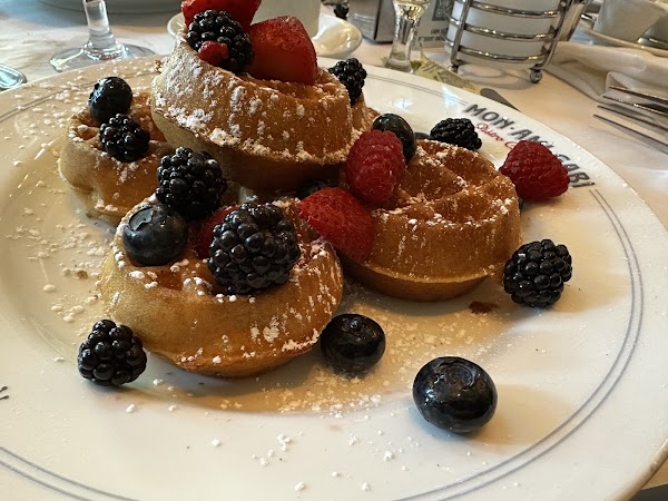 Mon Ami Gabi 3
