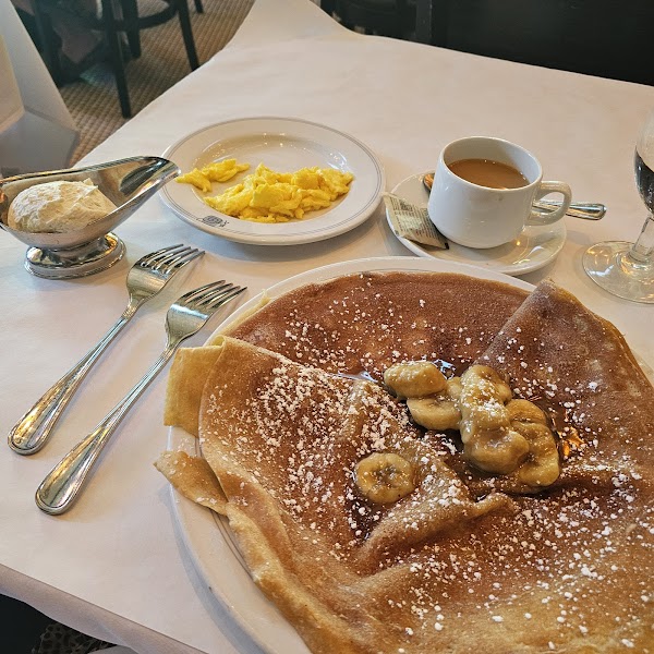 Mon Ami Gabi 2