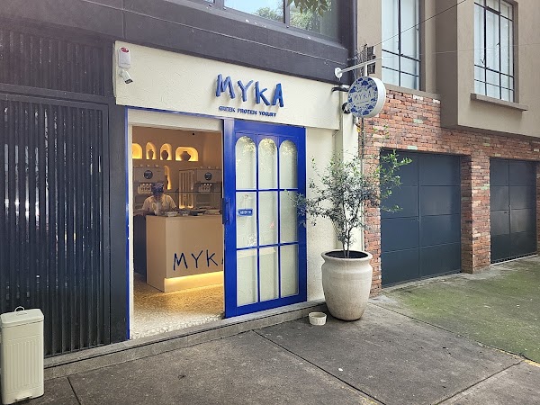 Myka Greek Frozen Yogurt