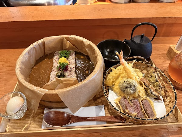 curry & tempura koisus 4