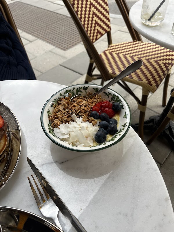 Luna Brunch & Bistro 3