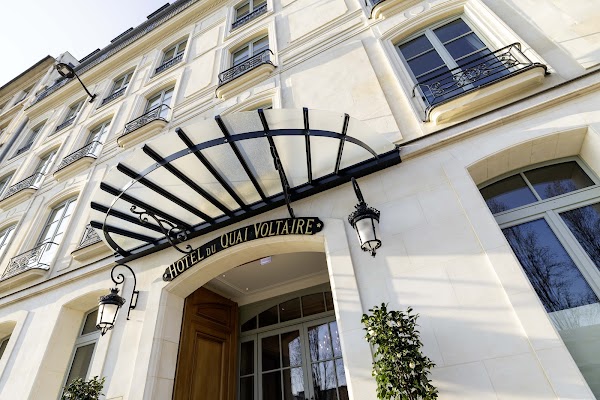 Hôtel du Quai Voltaire 1