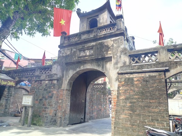 Phố Ô Quan Chưởng