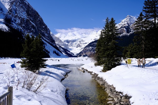 Lake Louise Paid Parking