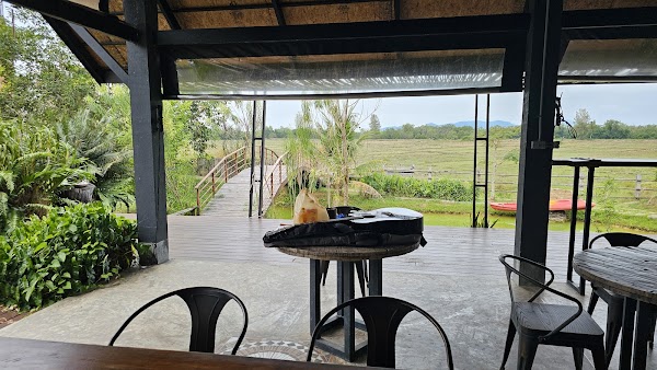 Rong na Cafe & Restaurant
