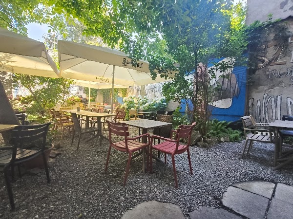 2 Okna Cafe 5