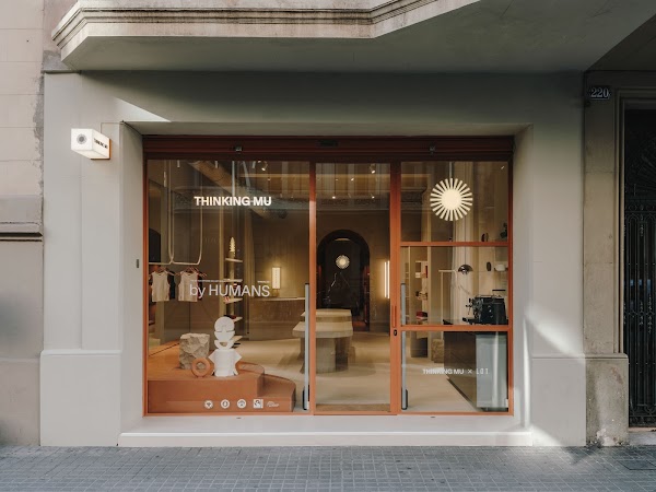 Thinking MU Rosselló Store