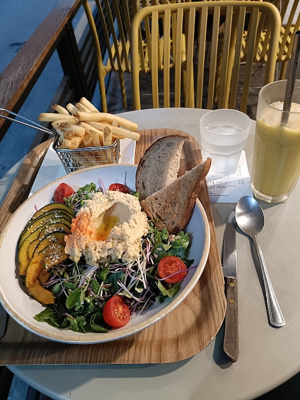 Plant Cafe Seoul (Yeonnam) 2