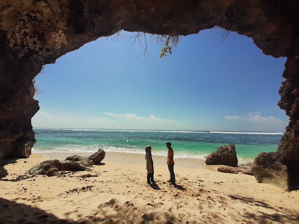 Pantai Gunung Payung 5