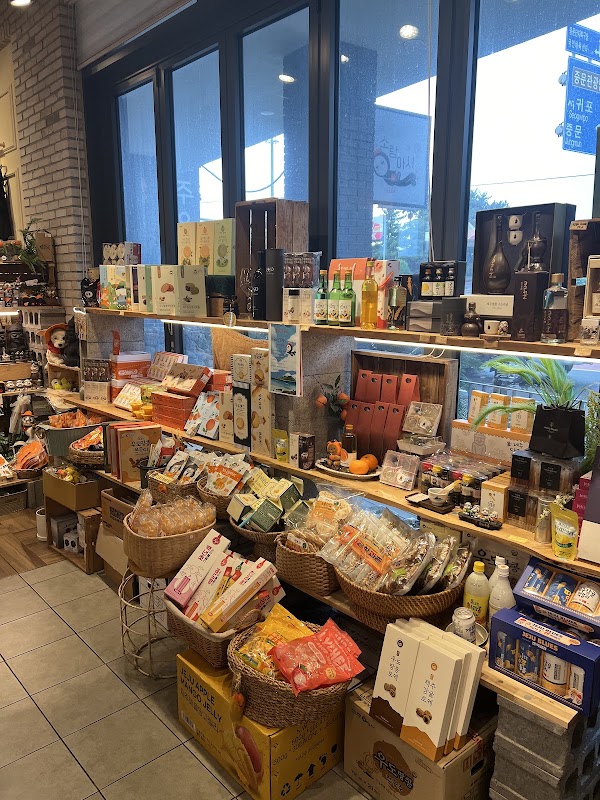 제주도 중문 소품샵 선물가게 소랑아시 l a charming gift & lifestyle shop in Jungmun, Jeju l 济州中文地区的人气礼品杂货店。l 済州・中文にある雑貨＆ギフトショップ。 3