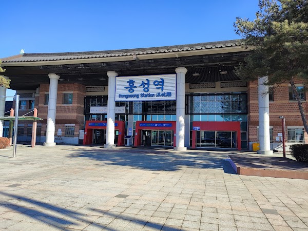 Hongseong-Yeog
